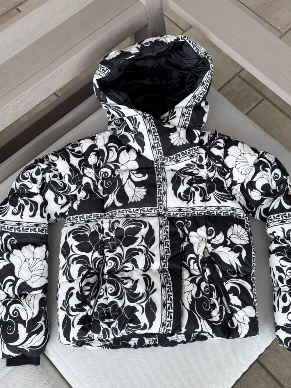 Obermeyer Calypso Down Ski Jacket Black White Printed Size 2